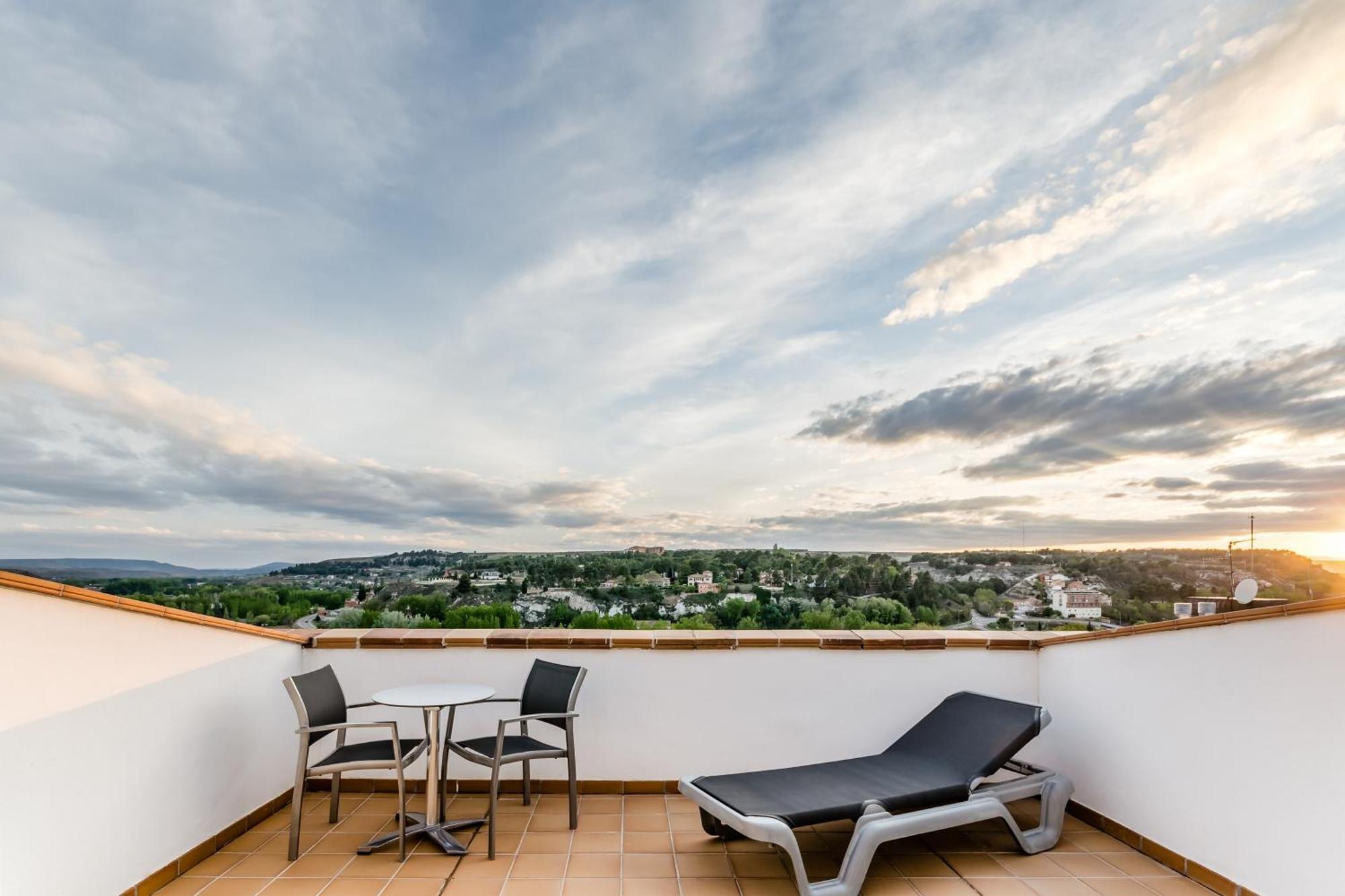 Double or Twin Room Terrace